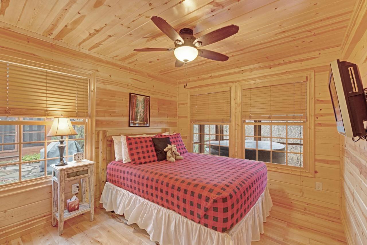 Kingfisher Cove Cabin 2 Saugatuck Exteriör bild
